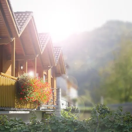 Weinhaus Am Schieferfels Alojamento de Acomodação e Pequeno-almoço