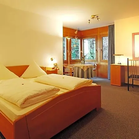 Weinhaus Am Schieferfels Nocleg ze śniadaniem 3*