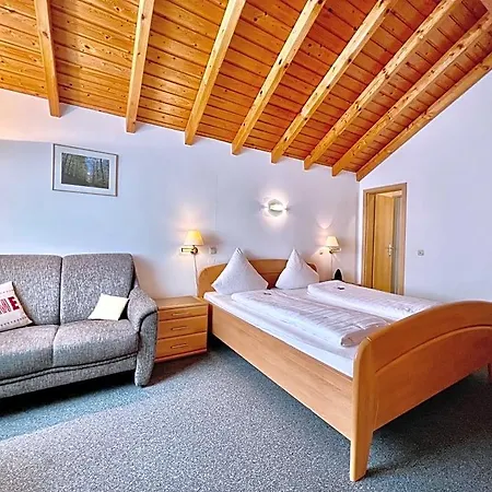 Nocleg ze śniadaniem Weinhaus Am Schieferfels 3*