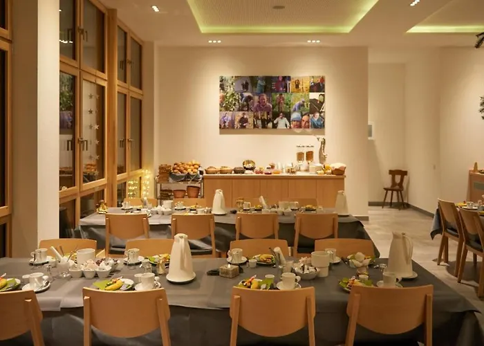 B&B Weinhaus Am Schieferfels 3*