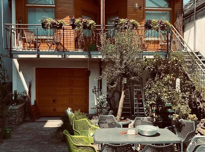 B&B Weinhaus Am Schieferfels Veldenz