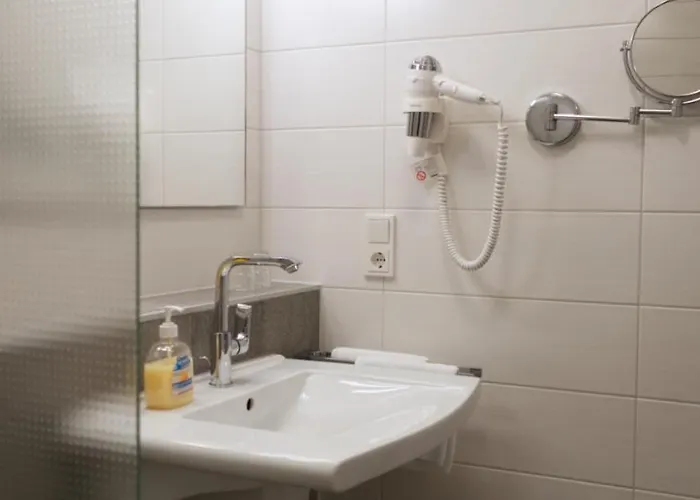 Weinhaus Am Schieferfels 3*