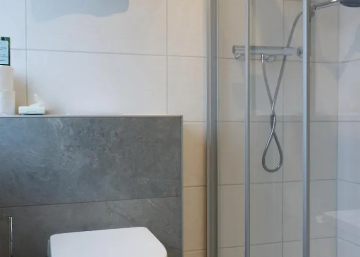 B&B Weinhaus Am Schieferfels Veldenz